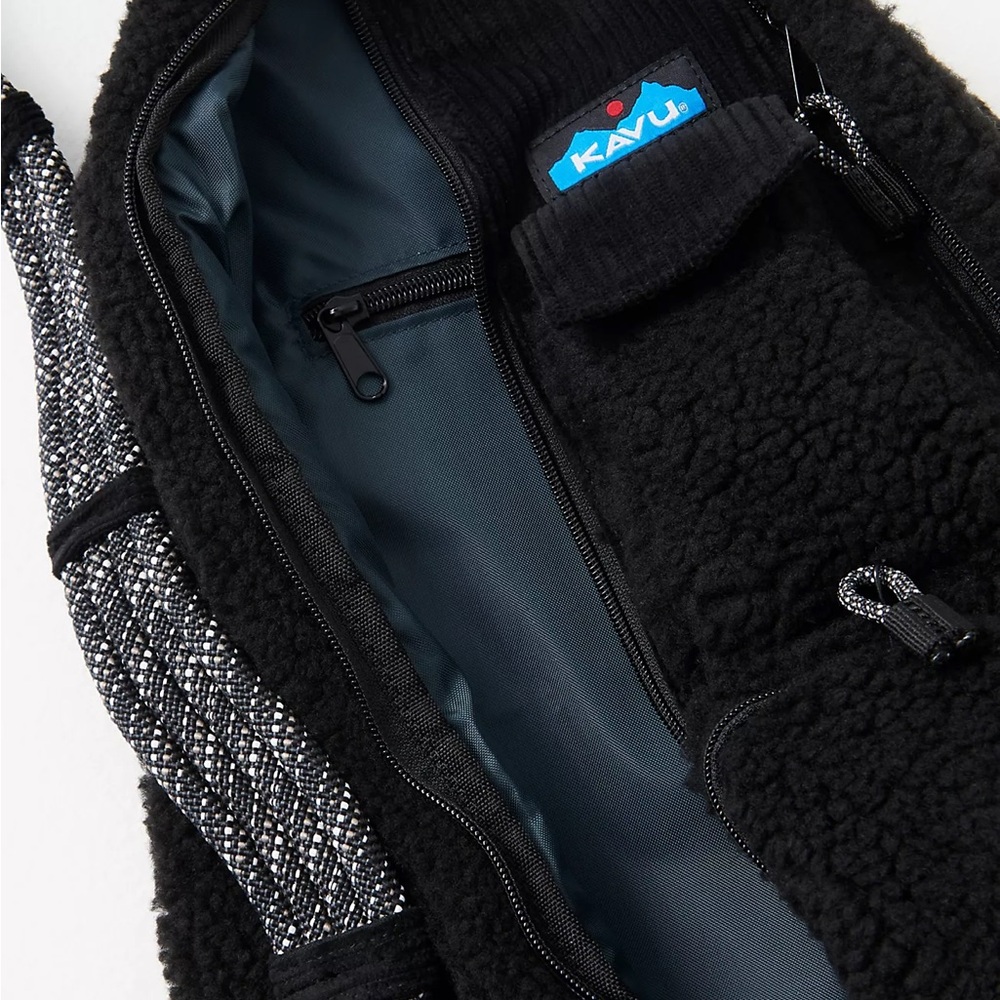 NWTS KAVU ROPE SNUG SLING BAG - Picture 4 of 7